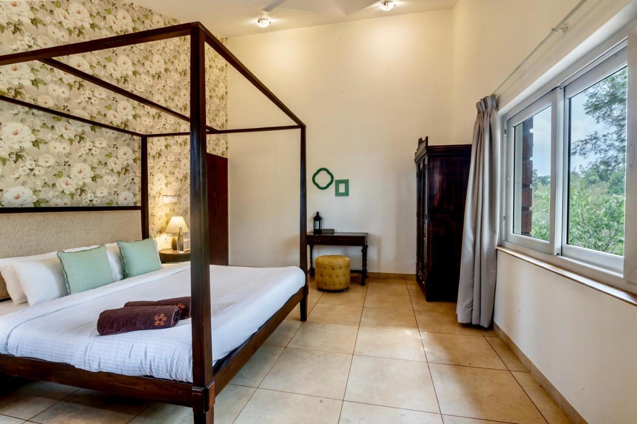 Saffronstays Boulevard Rockhouse - Pool Villa With Amazing Nature Views Лонавала Экстерьер фото