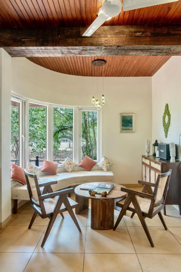 Saffronstays Boulevard Rockhouse - Pool Villa With Amazing Nature Views Лонавала Экстерьер фото